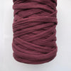Carterita de crochet con solapa de cuero mediana de color rosa