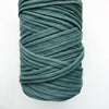 Carterita de crochet con solapa de cuero pequeña de dos colores verdes